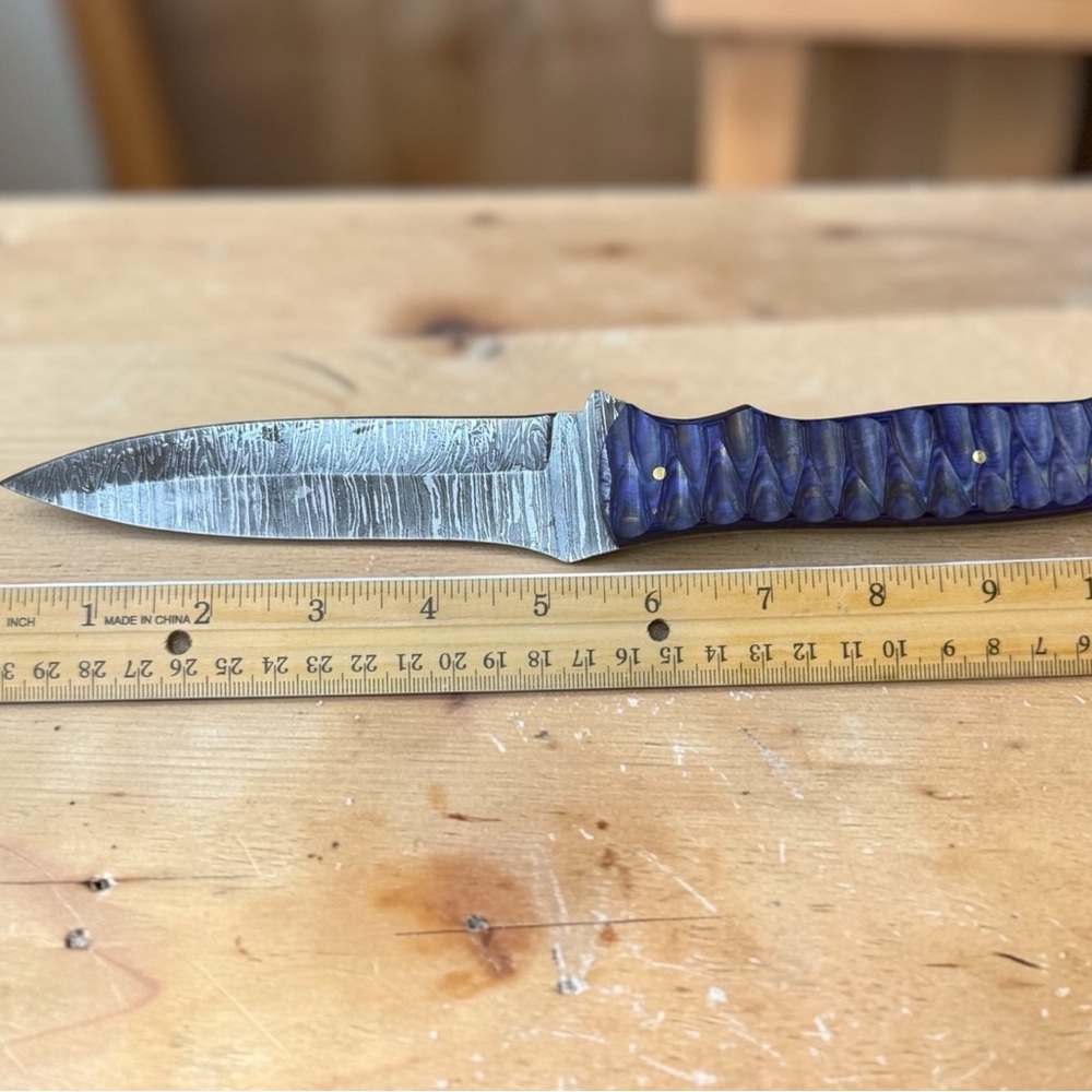 NEW Damascus steel knife with sheath - Picture 2 of 3